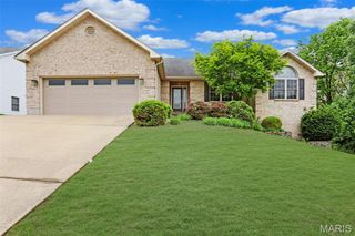 200 Jacqueline Drive, Washington, MO 63090