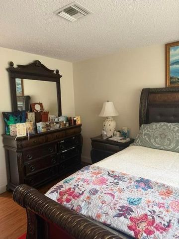 188 CARIBE Court, West Palm Beach, FL 33413