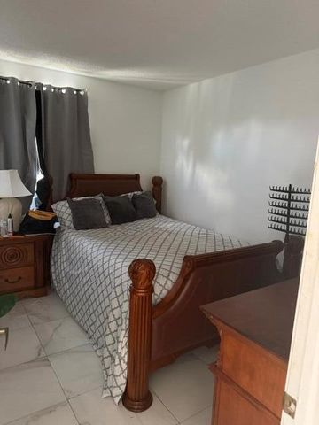 188 CARIBE Court, West Palm Beach, FL 33413