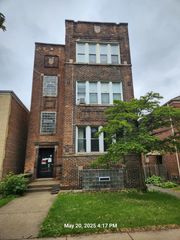 10320 S Vernon Avenue, Chicago, IL 60628