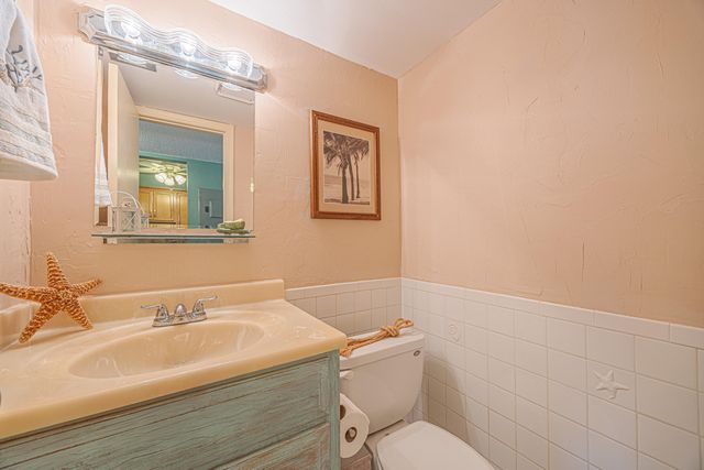 1516 S Lakeside Drive 203, Lake Worth Beach, FL 33460