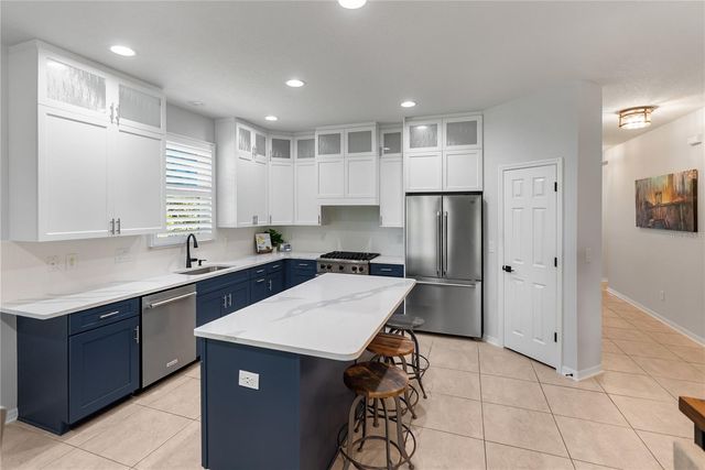 728 ROSEMARY CIRCLE, Bradenton, FL 34212