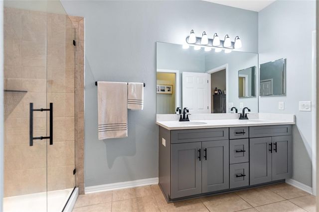 728 ROSEMARY CIRCLE, Bradenton, FL 34212