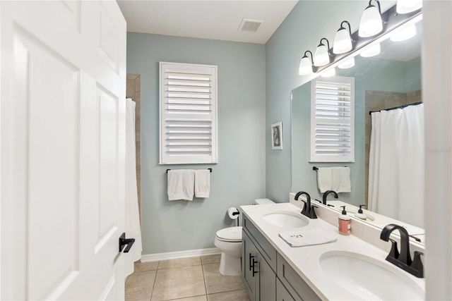 728 ROSEMARY CIRCLE, Bradenton, FL 34212