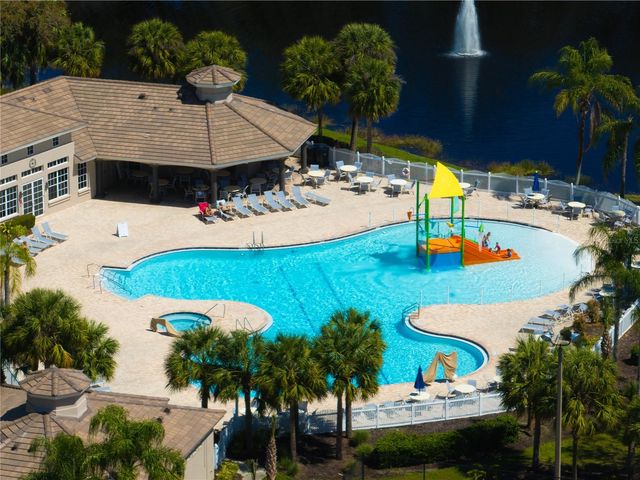 728 ROSEMARY CIRCLE, Bradenton, FL 34212