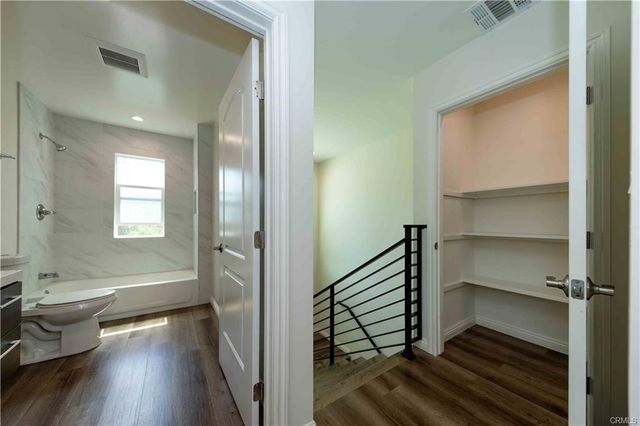 22849 Macfarlane, Woodland Hills (los Angeles), CA 91364