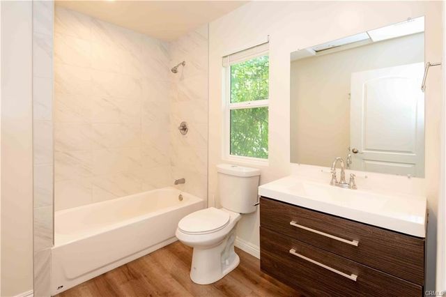 22849 Macfarlane, Woodland Hills (los Angeles), CA 91364