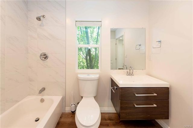 22849 Macfarlane, Woodland Hills (los Angeles), CA 91364