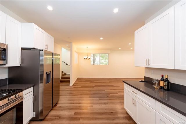 22849 Macfarlane, Woodland Hills (los Angeles), CA 91364