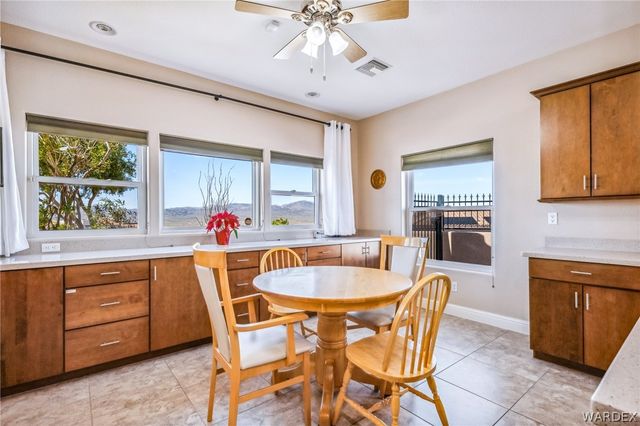 2932 Lakeview Drive, Bullhead City, AZ 86429