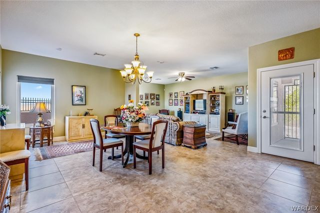 2932 Lakeview Drive, Bullhead City, AZ 86429