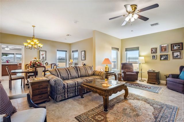 2932 Lakeview Drive, Bullhead City, AZ 86429