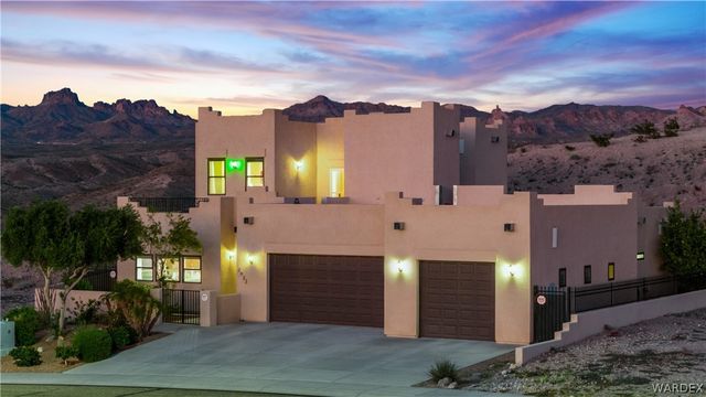 2932 Lakeview Drive, Bullhead City, AZ 86429