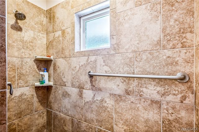 2932 Lakeview Drive, Bullhead City, AZ 86429