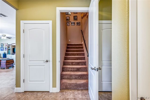 2932 Lakeview Drive, Bullhead City, AZ 86429