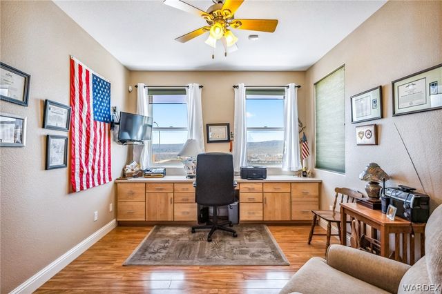 2932 Lakeview Drive, Bullhead City, AZ 86429