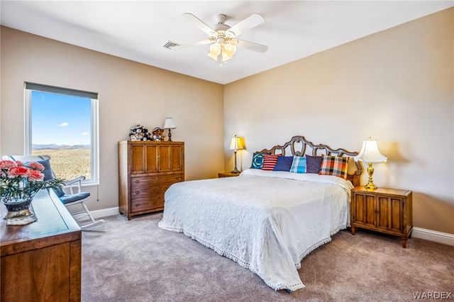 2932 Lakeview Drive, Bullhead City, AZ 86429