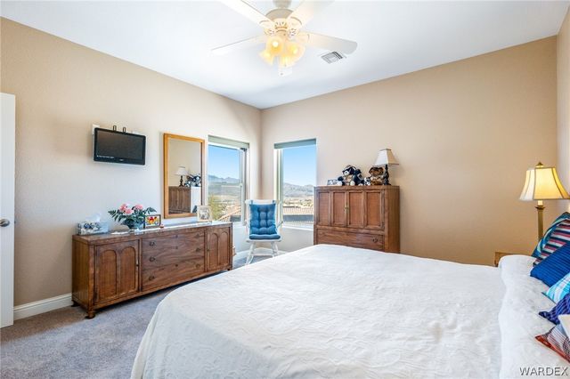 2932 Lakeview Drive, Bullhead City, AZ 86429