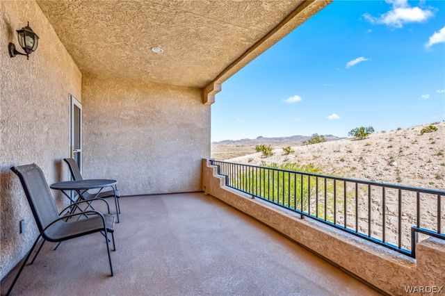 2932 Lakeview Drive, Bullhead City, AZ 86429