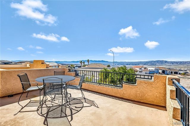 2932 Lakeview Drive, Bullhead City, AZ 86429