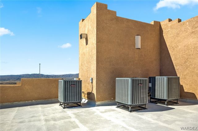 2932 Lakeview Drive, Bullhead City, AZ 86429