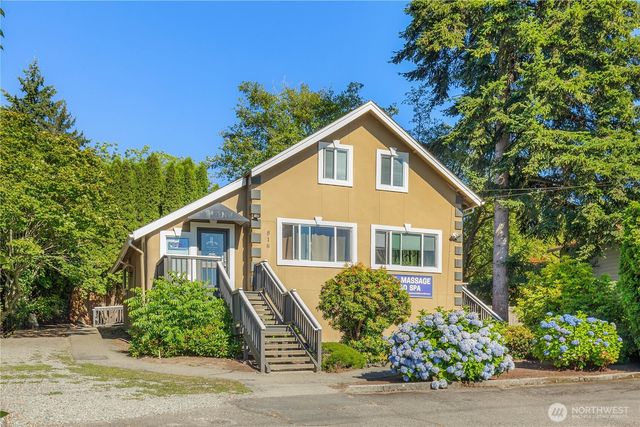 816 6th Street S, Kirkland, WA 98004