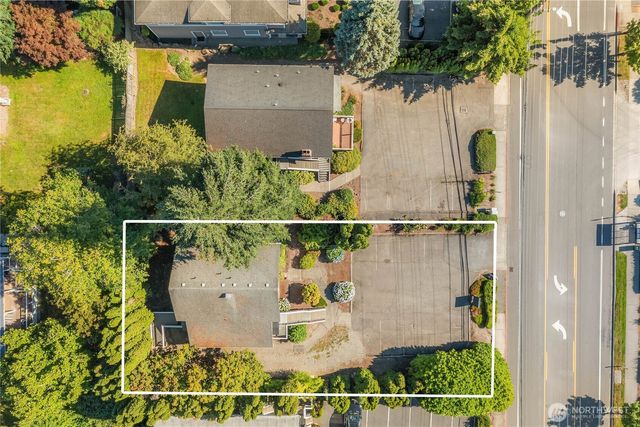 816 6th Street S, Kirkland, WA 98004