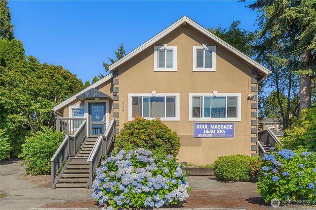 816 6th Street S, Kirkland, WA 98004