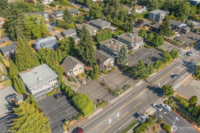 816 6th Street S, Kirkland, WA 98004