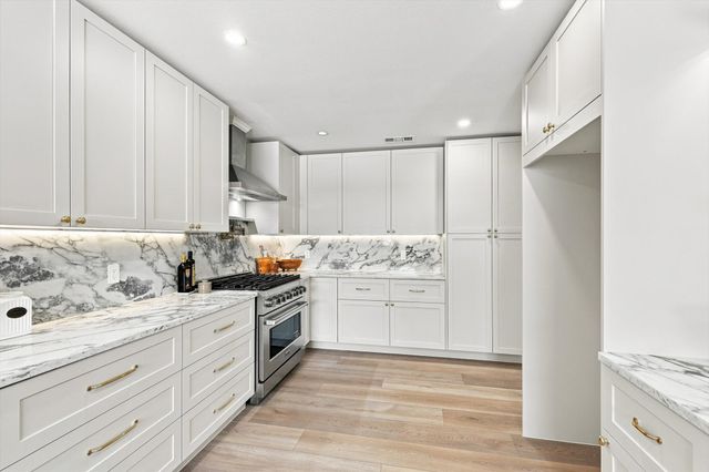 15905 Longvista Drive, Dallas, TX 75248