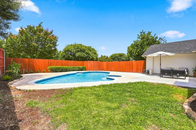 15905 Longvista Drive, Dallas, TX 75248