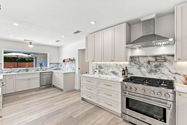 15905 Longvista Drive, Dallas, TX 75248