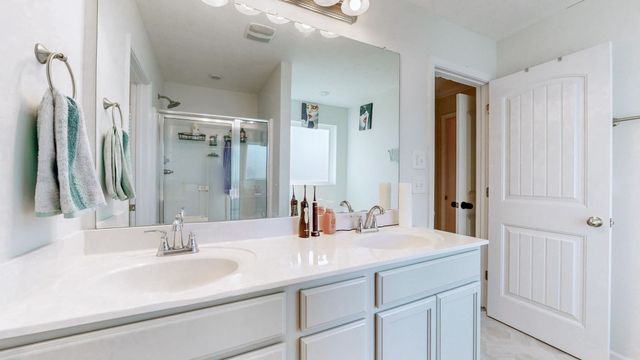 104 Curbow Ct, Shelbyville, TN 37160