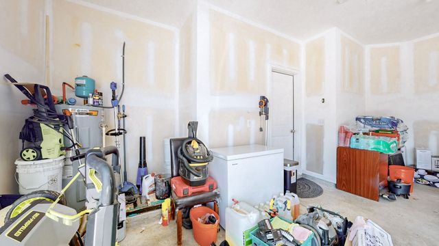 104 Curbow Ct, Shelbyville, TN 37160