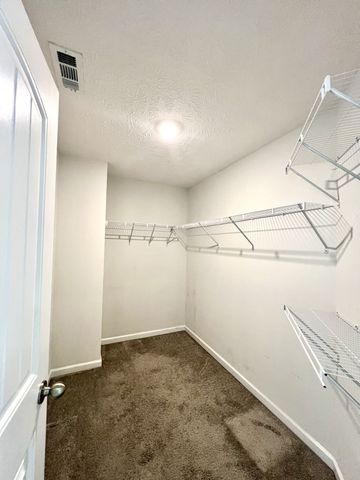 104 Curbow Ct, Shelbyville, TN 37160