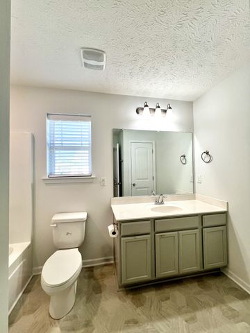 104 Curbow Ct, Shelbyville, TN 37160
