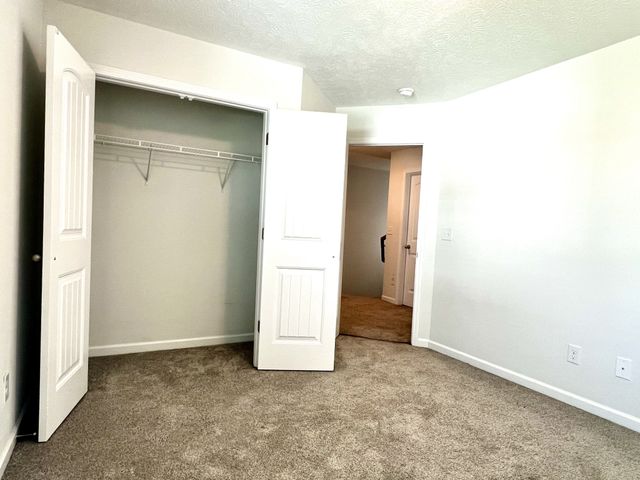 104 Curbow Ct, Shelbyville, TN 37160