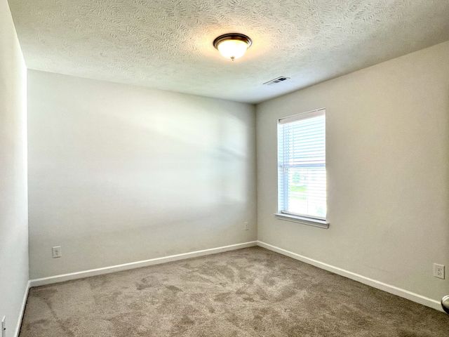 104 Curbow Ct, Shelbyville, TN 37160
