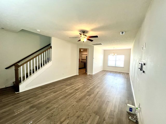 104 Curbow Ct, Shelbyville, TN 37160