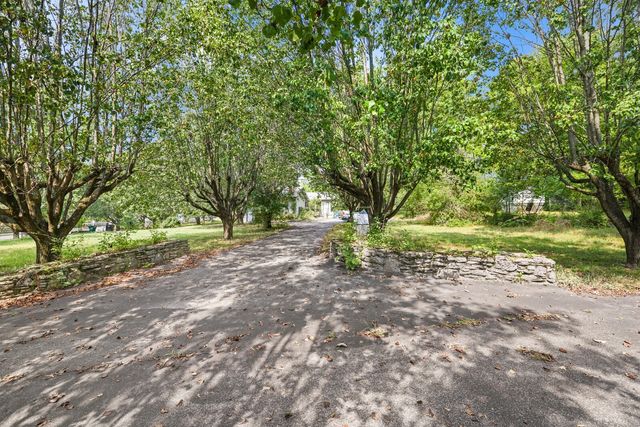 2516 Old Smith Springs Rd, Nashville, TN 37217
