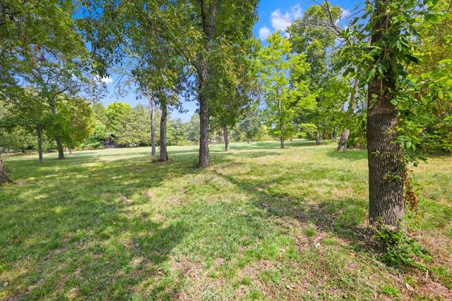 2516 Old Smith Springs Rd, Nashville, TN 37217
