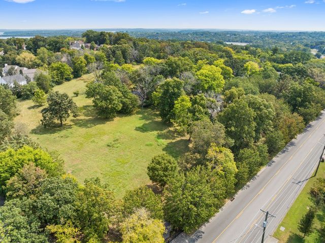 2516 Old Smith Springs Rd, Nashville, TN 37217