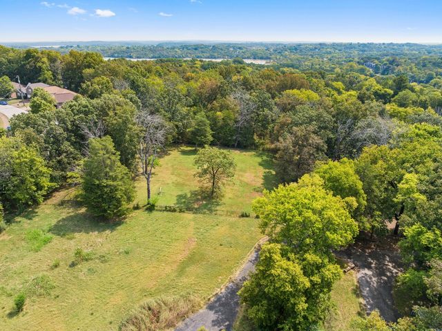 2516 Old Smith Springs Rd, Nashville, TN 37217