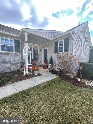 406 HUNTING CARD LN, Glen Mills, PA 19342