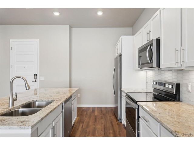 480 E Fremont Pl 1-402, Centennial, CO 80122