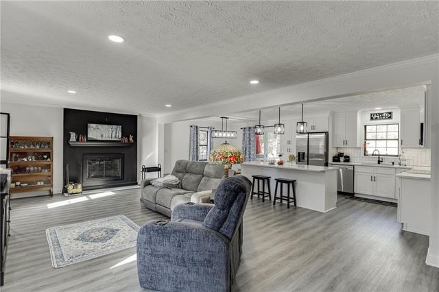 5222 Raintree Trail, Oakwood, GA 30566