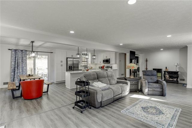 5222 Raintree Trail, Oakwood, GA 30566