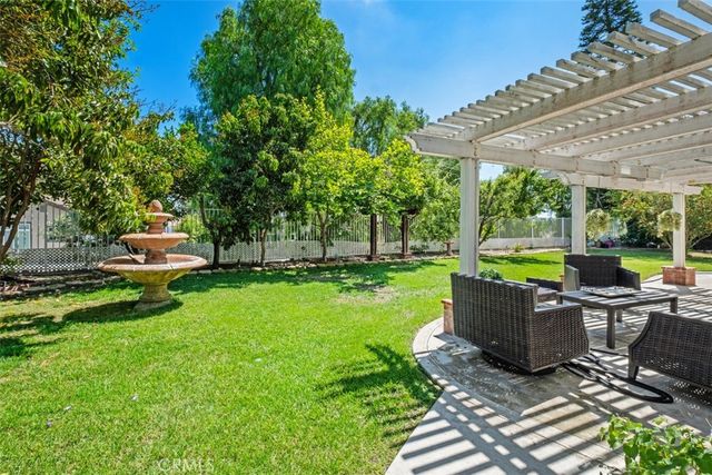 26742 Barkstone Lane, Laguna Hills, CA 92653
