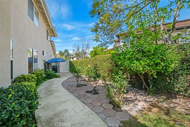 26742 Barkstone Lane, Laguna Hills, CA 92653