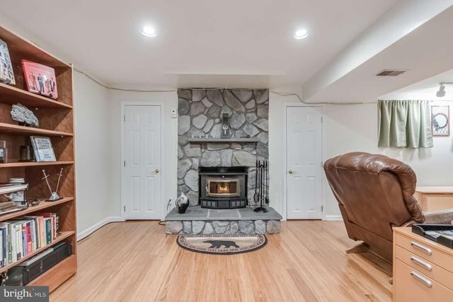 20901 LOCHAVEN CT, Gaithersburg, MD 20882